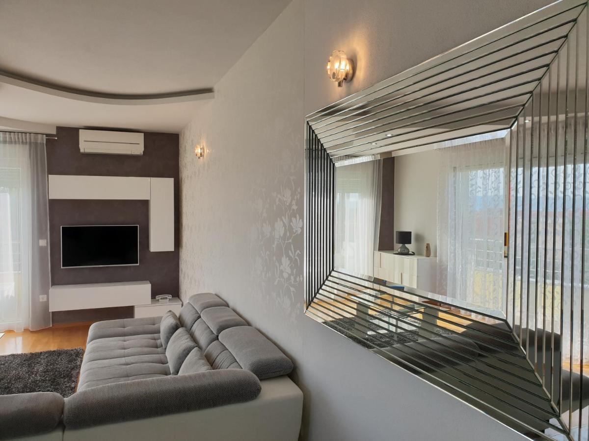 Apartments Prestige Kaštela Exterior foto